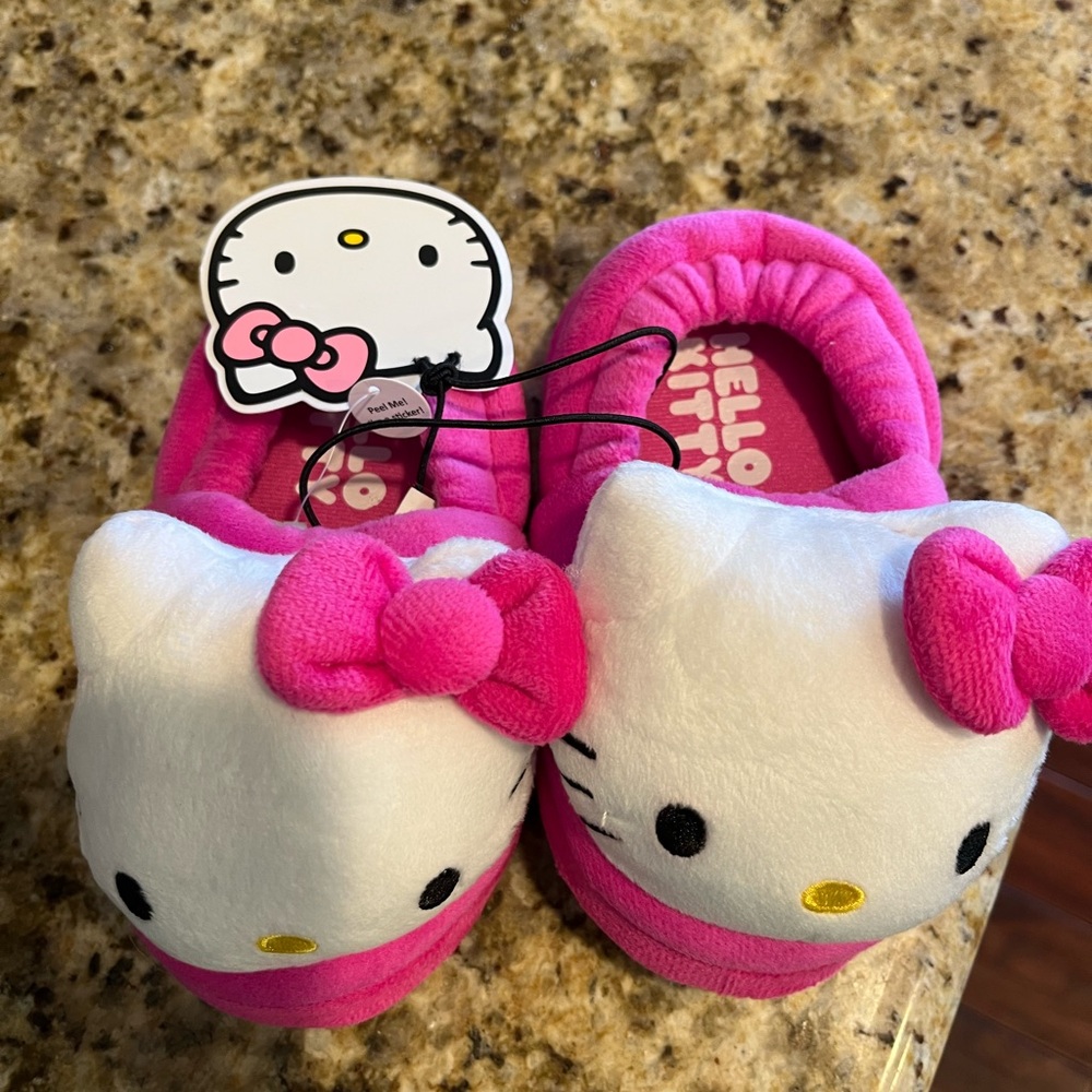 Hello Kitty Fuchsia and White Plush Slippers